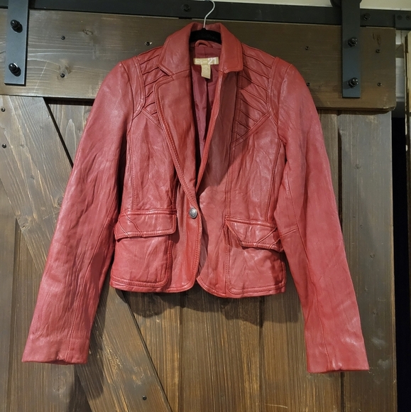 Women's Red Twenty One Cropped Leather Jacket SZ SM - Picture 2 of 5